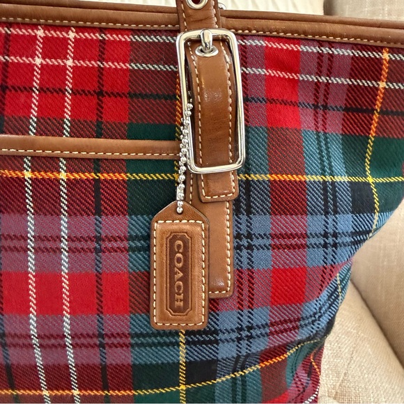 Coach Hamptons Tartan Plaid Wool Tote - Red Holiday Archive (2002) Vintage - Picture 3 of 11
